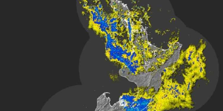 Weather: Heavy rain, possible thunderstorms forecast for Northland, Auckland Weather: Heavy rain, possible thunderstorms forecast for Northland, Auckland
