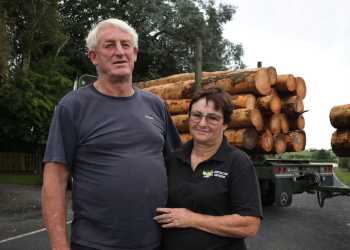 Waikato Couple Evacuates 18 People and Pets by Tractor Waikato Couple Evacuates 18 People and Pets by Tractor