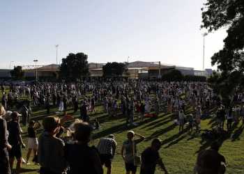 Community Holds Vigil After Mount Maunganui Landslide Community Holds Vigil After Mount Maunganui Landslide