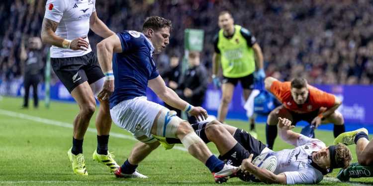 All Blacks Defeat Scotland Despite Three Yellow Cards All Blacks Defeat Scotland Despite Three Yellow Cards