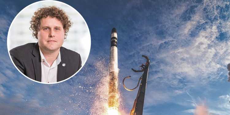 Rocket Lab and Sky TV Executives Win at Deloitte Top 200 Awards Rocket Lab and Sky TV Executives Win at Deloitte Top 200 Awards