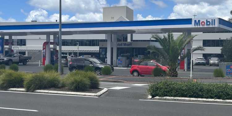 Judge Criticizes Whangārei Mobil Station for POS Issues in Theft Case Judge Criticizes Whangārei Mobil Station for POS Issues in Theft Case