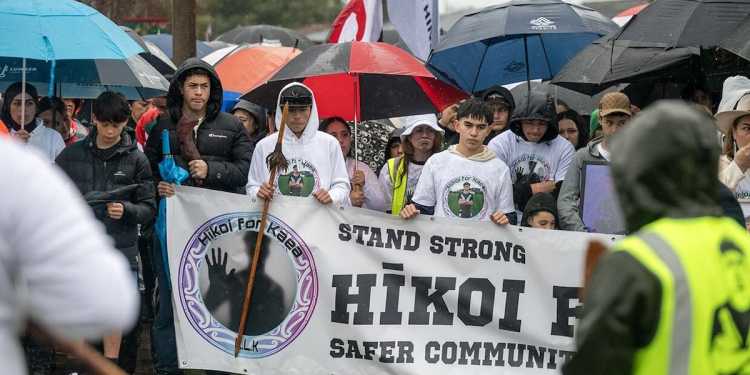Hīkoi for Kaea: 800 march in the rain in Napier to remember a tragedy and reclaim the streets from violence Hīkoi for Kaea: 800 march in the rain in Napier to remember a tragedy and reclaim the streets from violence