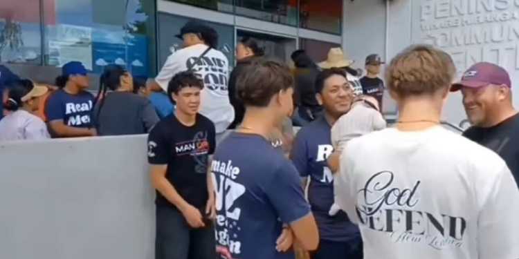 Police say not enough evidence to prosecute Brian Tamaki over Te Atatū Community Centre incident Police say not enough evidence to prosecute Brian Tamaki over Te Atatū Community Centre incident