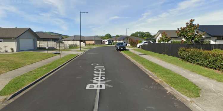 Cambridge house fire: Teenage girl rescued from blaze with critical injuries Cambridge house fire: Teenage girl rescued from blaze with critical injuries