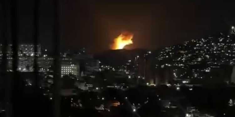 Venezuela reports explosions in Caracas amid US military tensions Venezuela reports explosions in Caracas amid US military tensions