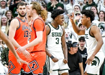 Magic Johnson acknowledges MSU basketball and hockey teams’ Saturday victories Magic Johnson acknowledges MSU basketball and hockey teams’ Saturday victories