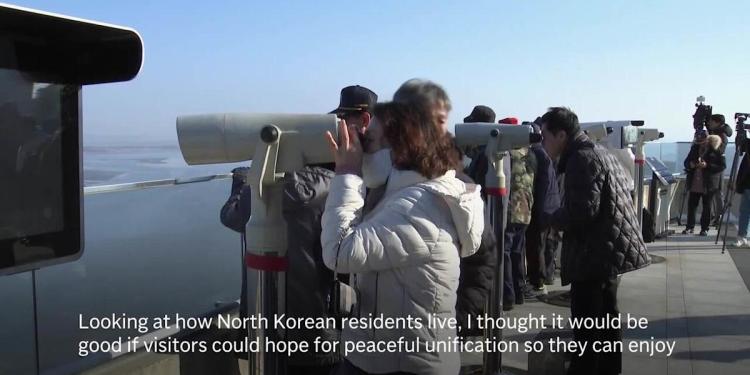 Starbucks opens branch at South Korean observatory near border with North Korea Starbucks opens branch at South Korean observatory near border with North Korea