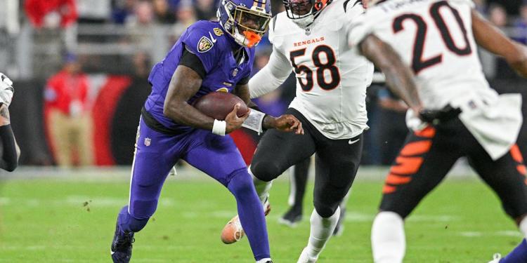 Bengals-Ravens: Lamar Jackson's 4 TD passes power Baltimore as it rallies and stops late 2-point conversion try to win, 35-34 Bengals-Ravens: Lamar Jackson's 4 TD passes power Baltimore as it rallies and stops late 2-point conversion try to win, 35-34