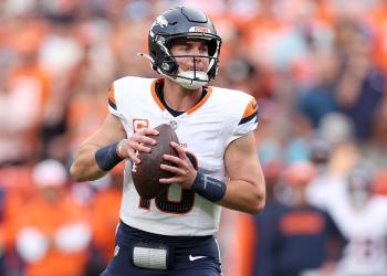 Broncos vs. Saints score, live updates: Denver looks to get over .500 at slumping New Orleans on Thursday Night Football Broncos vs. Saints score, live updates: Denver looks to get over .500 at slumping New Orleans on Thursday Night Football