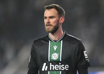 Hannover 96 updates on Boris Tomiak’s dislocated elbow recovery Hannover 96 updates on Boris Tomiak’s dislocated elbow recovery