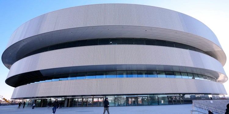 New Milan Cortina Hockey Arena Nears Completion for NHL Players New Milan Cortina Hockey Arena Nears Completion for NHL Players