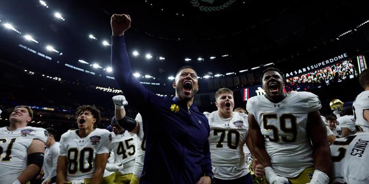 Should Notre Dame be in a conference? Should Notre Dame be in a conference?