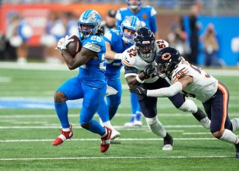 Lions escape Bears' comeback bid after Chicago completely botches final snap Lions escape Bears' comeback bid after Chicago completely botches final snap