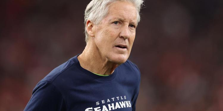Pete Carroll, Raiders reportedly agree to 3-year contract to make him franchise’s next head coach Pete Carroll, Raiders reportedly agree to 3-year contract to make him franchise’s next head coach
