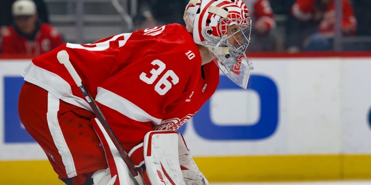 Red Wings lose 5-4 in overtime to Sabres after 3-goal lead Red Wings lose 5-4 in overtime to Sabres after 3-goal lead