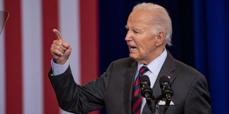 President Biden sets up new AI guardrails for military, intelligence agencies President Biden sets up new AI guardrails for military, intelligence agencies