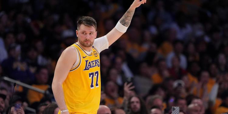 About Last Night in Fantasy Basketball: Luka Dončić makes his Lakers debut and much more About Last Night in Fantasy Basketball: Luka Dončić makes his Lakers debut and much more