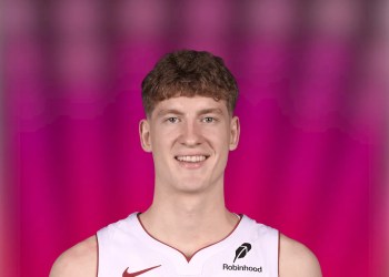 Kasparas Jakucionis Compares Erik Spoelstra to Sarunas Jasikevicius Kasparas Jakucionis Compares Erik Spoelstra to Sarunas Jasikevicius