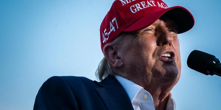 Meta rolls back restrictions on Trump’s Facebook and Instagram accounts Meta rolls back restrictions on Trump’s Facebook and Instagram accounts