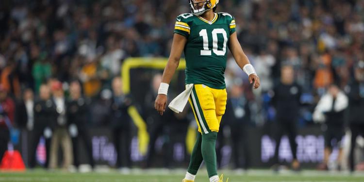 Packers coach Matt LaFleur still won’t rule out QB Jordan Love for Sunday’s game Packers coach Matt LaFleur still won’t rule out QB Jordan Love for Sunday’s game