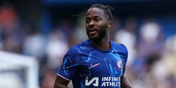 Man United Interested in Raheem Sterling from Chelsea Man United Interested in Raheem Sterling from Chelsea