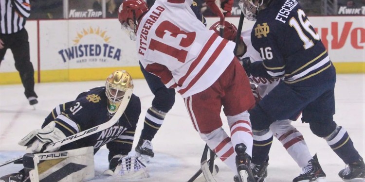 Fitzgerald’s goal leads Wisconsin hockey to victory over Notre Dame Fitzgerald’s goal leads Wisconsin hockey to victory over Notre Dame