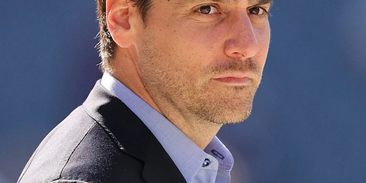 Panthers Executive to Interview for Job with Division Rival Panthers Executive to Interview for Job with Division Rival