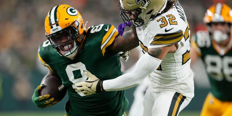 Packers steamroll depleted Saints, look like a top contender in the NFC Packers steamroll depleted Saints, look like a top contender in the NFC