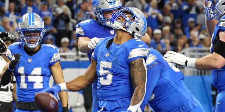 Bears vs. Lions score, live updates: Detroit hosts Thanksgiving Day matchup as big favorite over Chicago Bears vs. Lions score, live updates: Detroit hosts Thanksgiving Day matchup as big favorite over Chicago