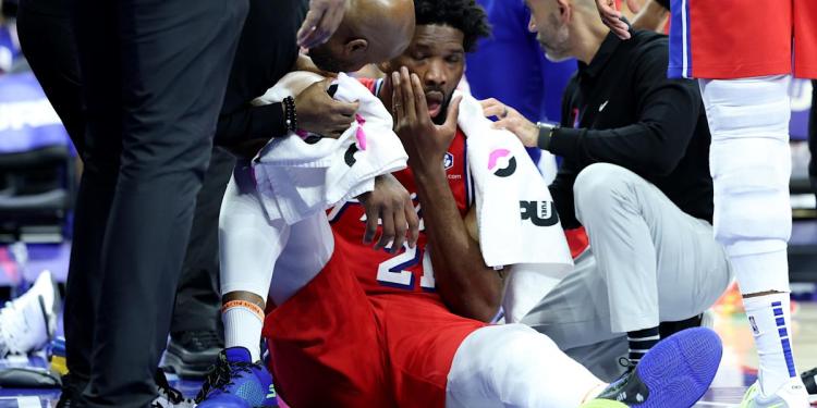 Sixers’ Joel Embiid suffers sinus fracture vs. Pacers, will be evaluated over weekend Sixers’ Joel Embiid suffers sinus fracture vs. Pacers, will be evaluated over weekend