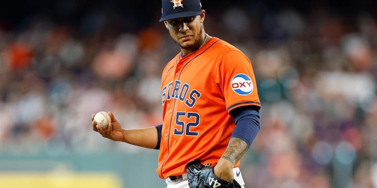 2025 Fantasy Baseball Relief Pitcher Preview: Closers may get the glory, but don't ignore non-closing relievers 2025 Fantasy Baseball Relief Pitcher Preview: Closers may get the glory, but don't ignore non-closing relievers