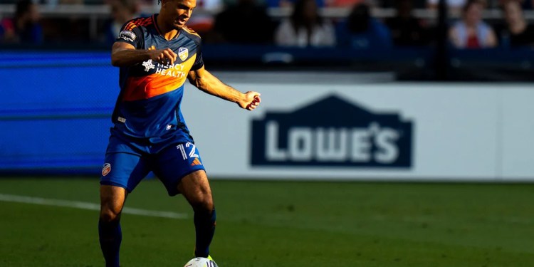 Miles Robinson Highlights City in Soccer Miles Robinson Highlights City in Soccer