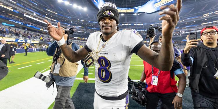Fantasy Football Week 13 Fades: Expect a lower ceiling for Lamar Jackson Fantasy Football Week 13 Fades: Expect a lower ceiling for Lamar Jackson