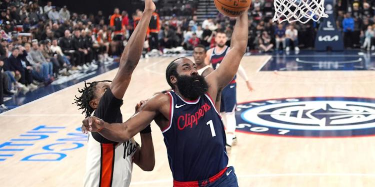 James Harden posts 50-point game vs. Pistons, moves to within 1 of Kobe Bryant for 3rd all-time James Harden posts 50-point game vs. Pistons, moves to within 1 of Kobe Bryant for 3rd all-time