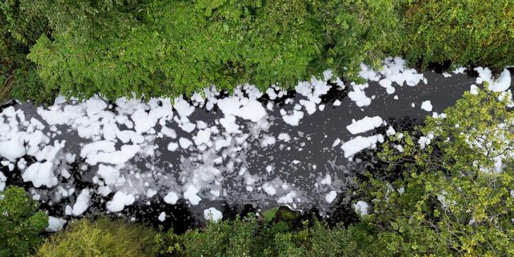 Locals in Greater Manchester town horrified when river starts foaming Locals in Greater Manchester town horrified when river starts foaming