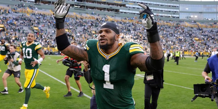 Micah Parsons comments on Cowboys not honoring him with tribute video Micah Parsons comments on Cowboys not honoring him with tribute video