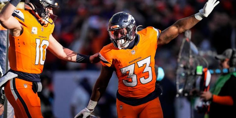 Fantasy Football Week 12 Rankings: RBs (Half-PPR) Fantasy Football Week 12 Rankings: RBs (Half-PPR)