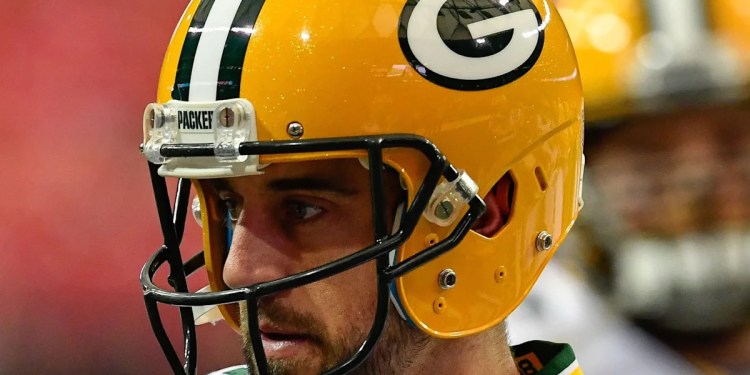 Vikings Discuss Aaron Rodgers, New QB Options, and Jimmy Garoppolo Vikings Discuss Aaron Rodgers, New QB Options, and Jimmy Garoppolo