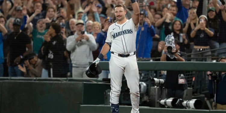 Cal Raleigh’s Season Impact on Baseball History Cal Raleigh’s Season Impact on Baseball History