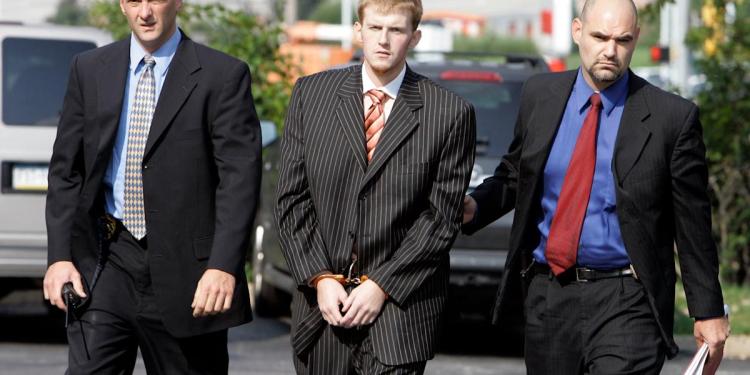 The Missouri governor shortens the DWI prison sentence of former Chiefs assistant coach Britt Reid The Missouri governor shortens the DWI prison sentence of former Chiefs assistant coach Britt Reid