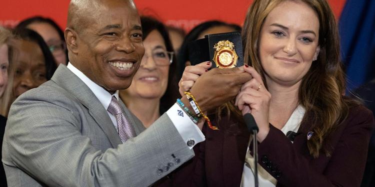 New York’s first female fire commissioner says she will resign once a replacement is found New York’s first female fire commissioner says she will resign once a replacement is found