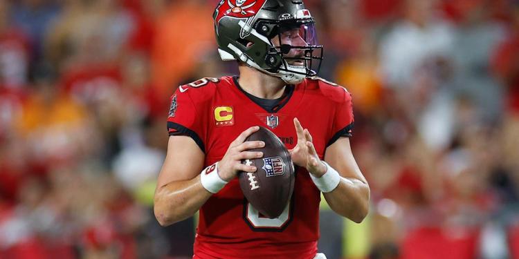 Fantasy Football Week 8: This might be the week to bench fantasy's QB2 Fantasy Football Week 8: This might be the week to bench fantasy's QB2