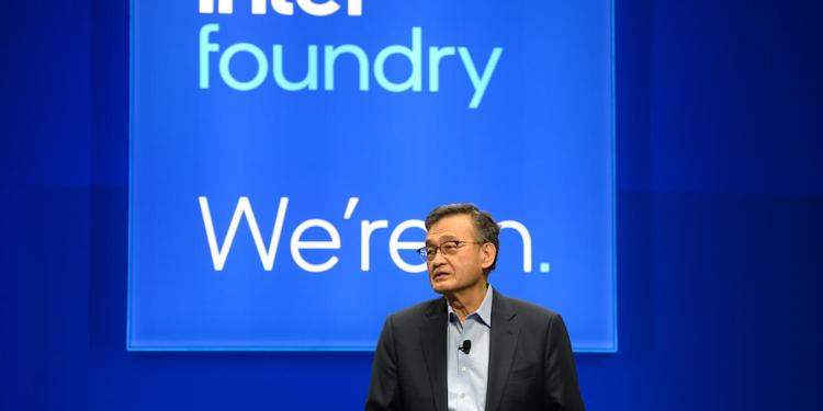 Intel's CEO has successfully wooed President Trump Intel's CEO has successfully wooed President Trump