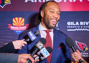 Larry Fitzgerald Named Finalist for Hall of Fame Larry Fitzgerald Named Finalist for Hall of Fame