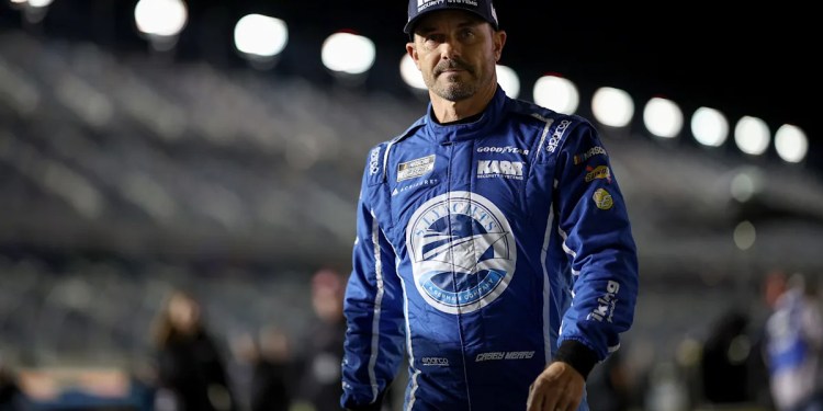 Casey Mears Qualifies for Daytona 500 After Lajoie Crash Casey Mears Qualifies for Daytona 500 After Lajoie Crash