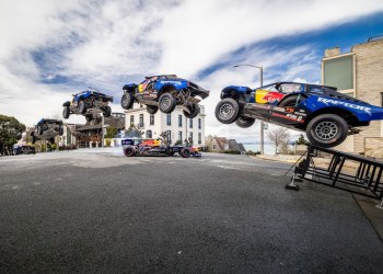 Ford’s Dakar truck jumps over Red Bull’s RB7 in stunt Ford’s Dakar truck jumps over Red Bull’s RB7 in stunt