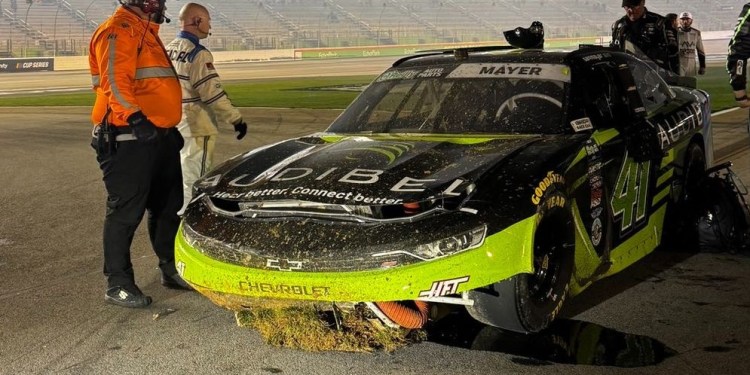 Sam Mayer Crashes Car After Celebrating Haas Teammate’s Victory Sam Mayer Crashes Car After Celebrating Haas Teammate’s Victory