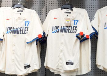 Fanatics Korea Shows New Dodgers Jersey Design Fanatics Korea Shows New Dodgers Jersey Design