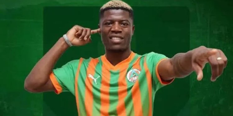 Ajax inquires about Angolan midfielder Ajax inquires about Angolan midfielder